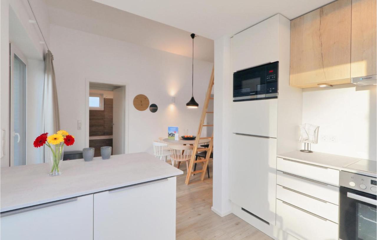 Lovely Home In Lembruch-Duemmer See With Wifi Экстерьер фото