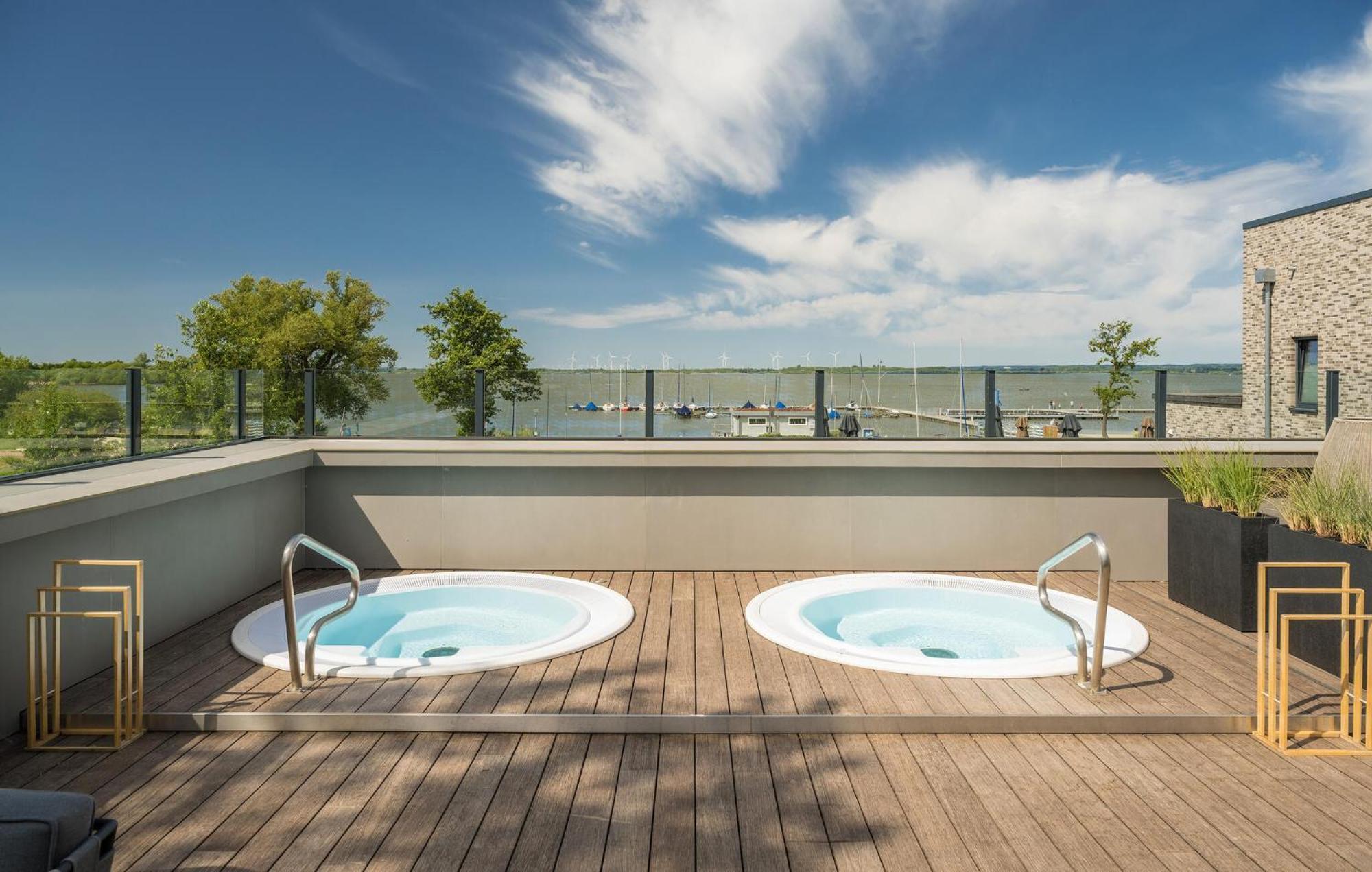 Lovely Home In Lembruch-Duemmer See With Wifi Экстерьер фото
